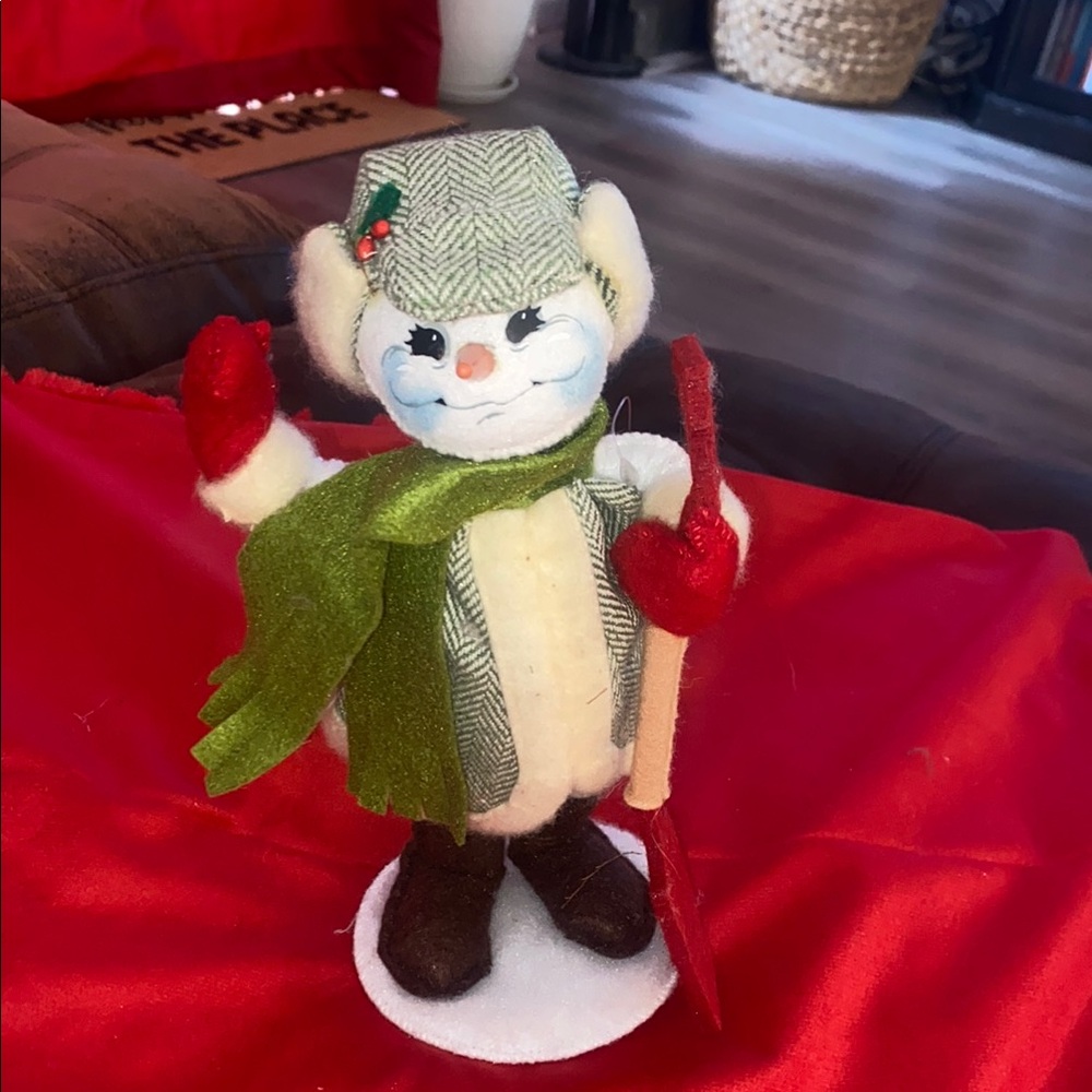 Annalee Snowman